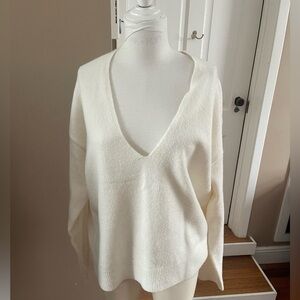 OAKFORT Deep V Sweater